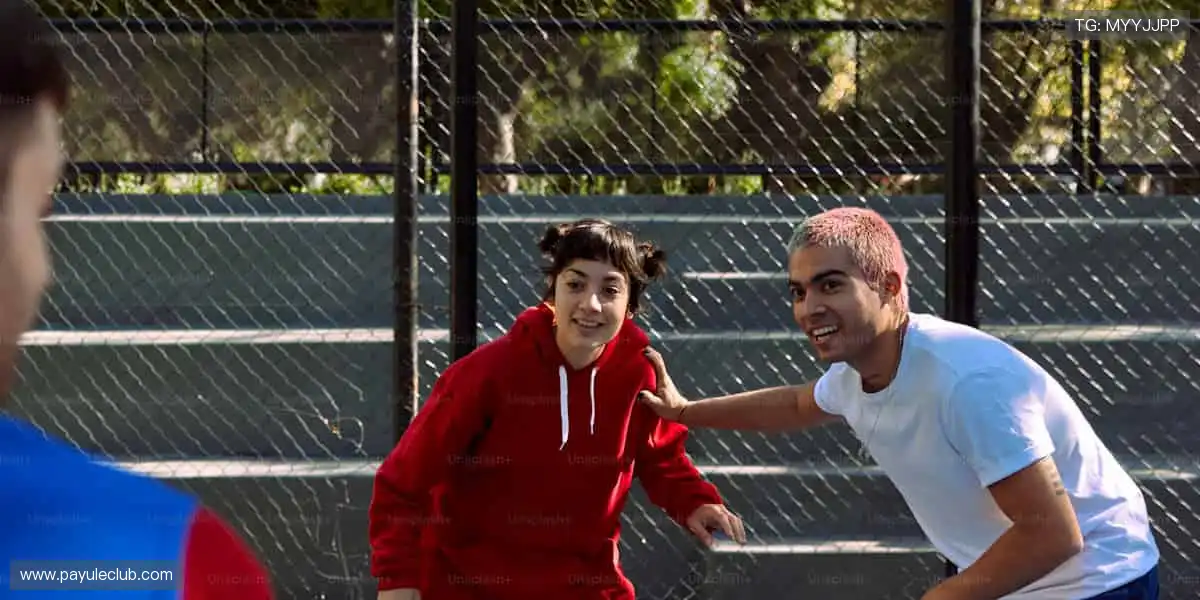 全景在线游戏空间：海量房间自由切换，社交互动不再孤单